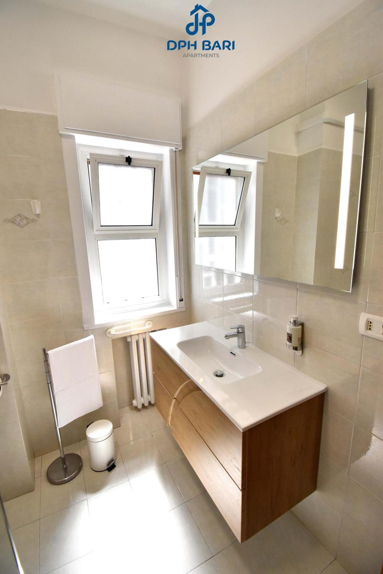 Dph Bari Apartments - Dei Mille ภายนอก รูปภาพ